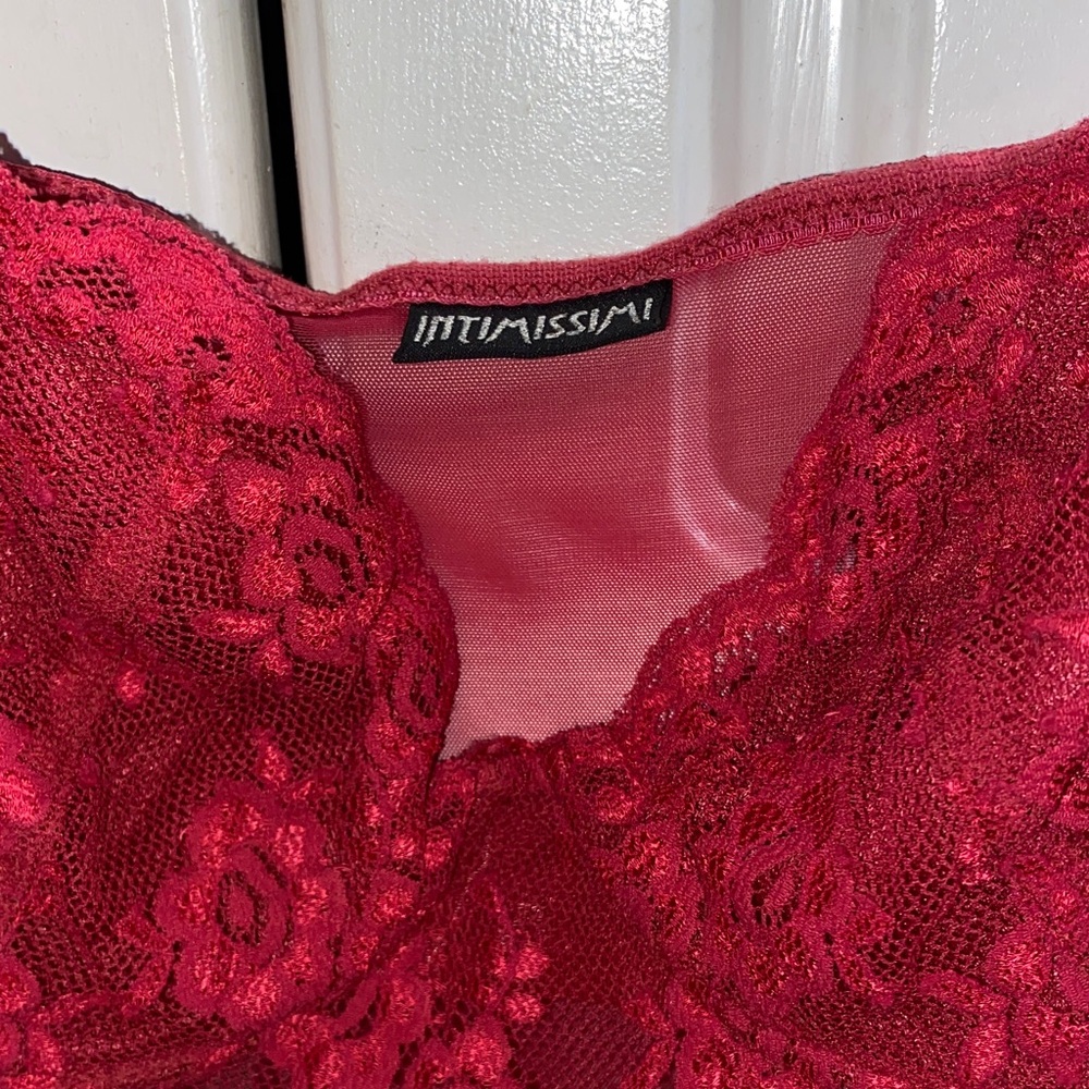 Intimissimi Scarlet Lace Chemise - Picture 2 of 5